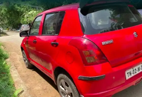 Maruti Suzuki Swift VXi 2005