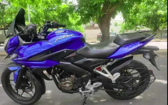 Bajaj Pulsar AS200 2015