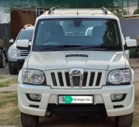 Mahindra Scorpio VLX 2WD AIRBAG BS IV 2014