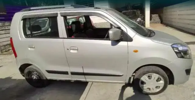 Maruti Suzuki Wagon R VXi AMT 2016