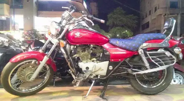 Bajaj Avenger 180cc 2006