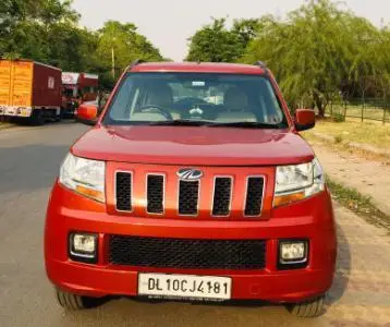 Mahindra TUV300 T8 2017