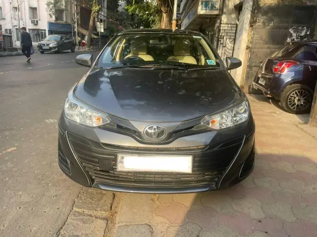 Toyota Yaris J AT 2019