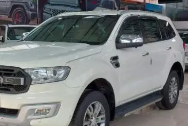 Ford Endeavour Titanium 3.2 4x4 AT 2017