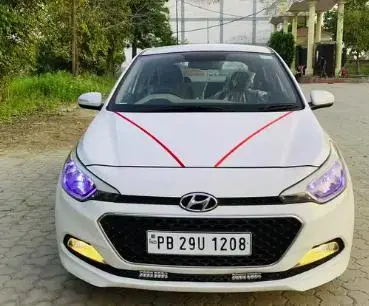 Hyundai Elite i20 Sportz 1.4 CRDi 2015