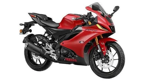 Yamaha YZF-R15 V4 Metallic Red 2022