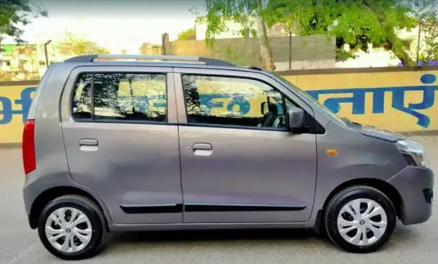 Maruti Suzuki Wagon R VXi AMT 2016