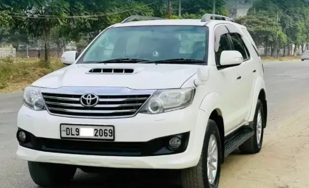 Toyota Fortuner 3.0 4X2 AT 2014
