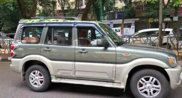 Mahindra Scorpio VLX 2WD BS III 2012
