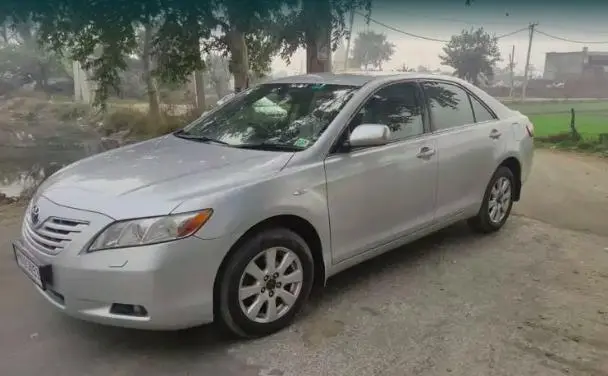 Toyota Camry 2.5 AT 2008