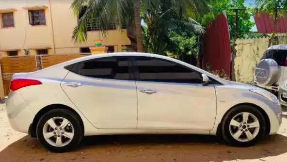 Hyundai Elantra 1.6 SX AT 2012