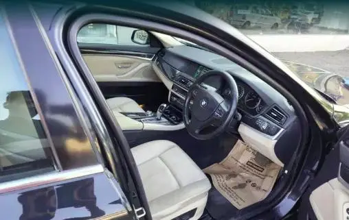 BMW 5 Series 520d 2011