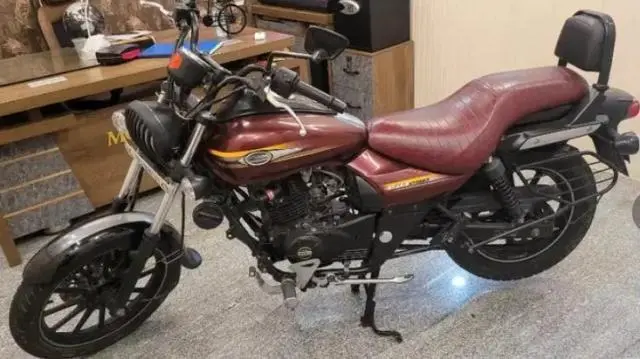 Bajaj Avenger 220cc 2017