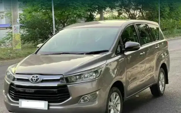 Toyota Innova Crysta 2.4 G 7 STR 2019