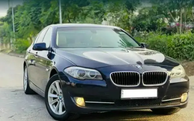 BMW 5 Series 520d 2011