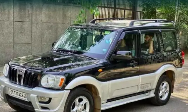 Mahindra Scorpio SLE BS IV 2012