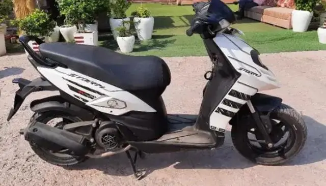 Aprilia SR125 Storm Fi BS6 2020