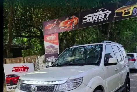 Tata Safari Storme EX 2013