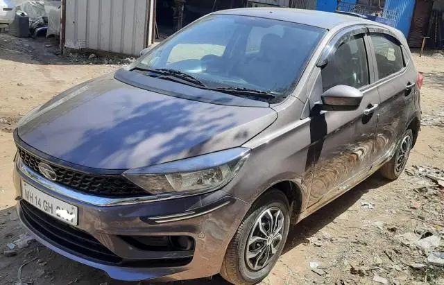 Tata Tiago Revotorq XE 2017
