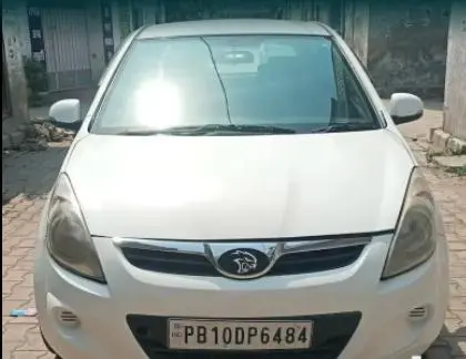 Hyundai i20 Sportz 1.4 CRDi 2011