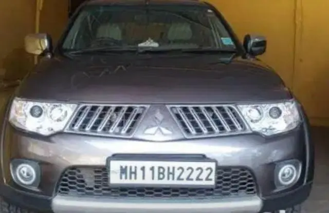 Mitsubishi Pajero Sport 2.5 MT 2013