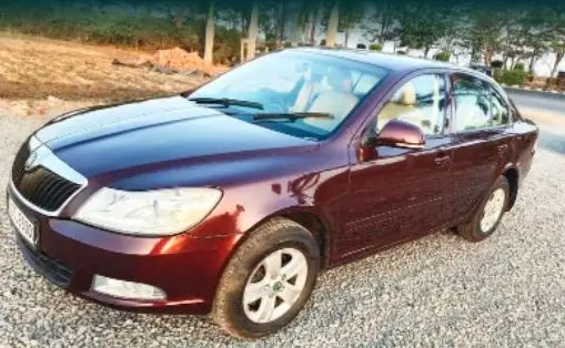 Skoda Laura ELEGANCE 2.0 TDI CR AT 2012