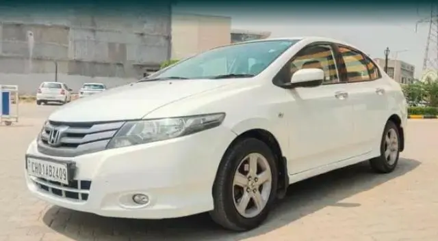 Honda City 1.5 V MT 2010
