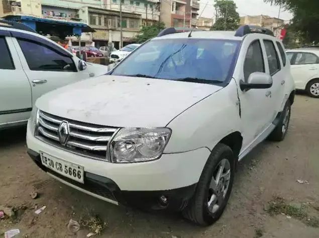 Renault Duster 110 PS RXZ 4x4 Diesel MT 2013