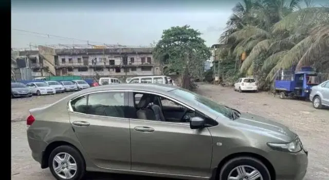 Honda City S i-VTEC 2009