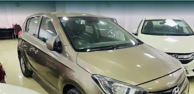 Hyundai i20 Sportz 1.4 CRDi 2013