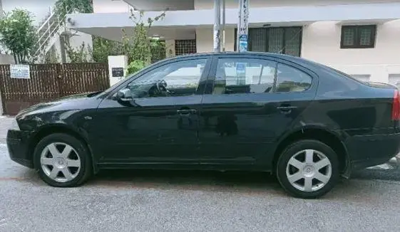 Skoda Laura AMBIENTE 1.9 TDI AT 2006