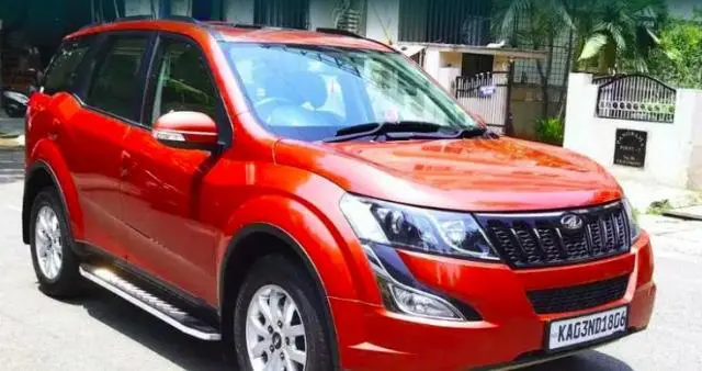 Mahindra XUV500 W10 AT 2018