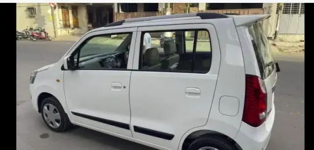 Maruti Suzuki Wagon R VXi 2018