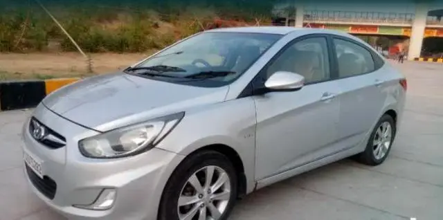 Hyundai verna FLUiDIC 1.6 VTVT SX AT 2011