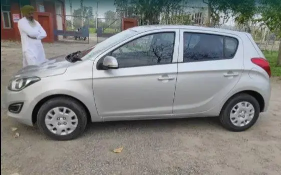 Hyundai i20 Magna 1.4 CRDi 2014
