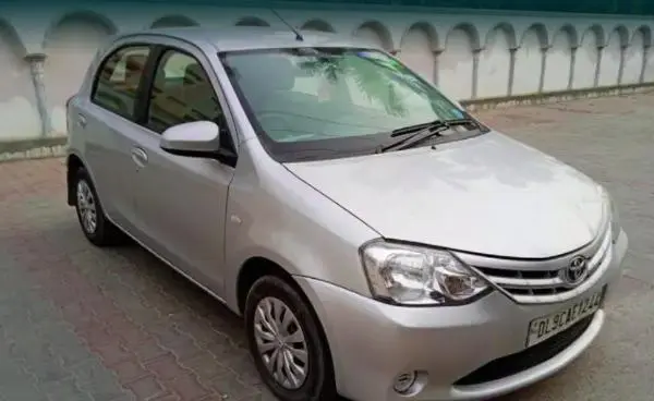 Toyota Etios Liva G 2013