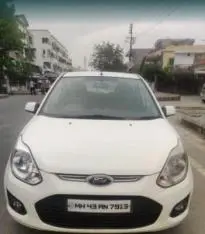 Ford Figo 1.4 TDCI TITANIUM 2013