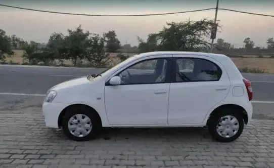 Toyota Etios Liva GD 2012