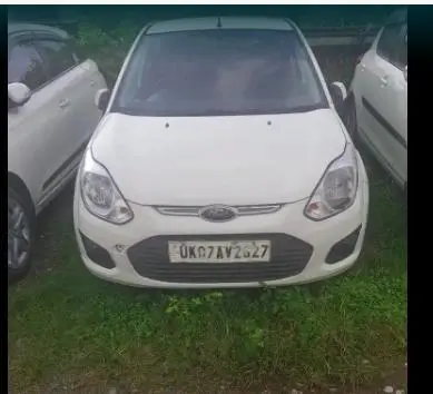 Ford Figo 1.5D TITANIUM MT 2013