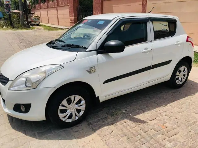 Maruti Suzuki Swift LXi 2011