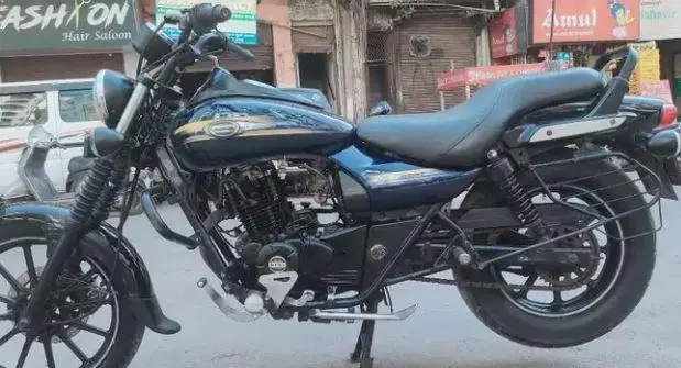 Bajaj Avenger Street 150 2017