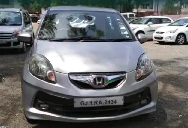 Honda Brio V AT 2013