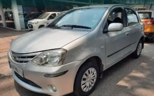 Toyota Etios Liva G 2011