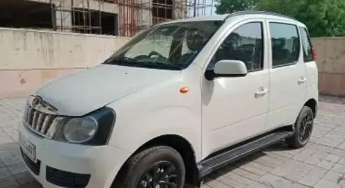 Mahindra Quanto C2 2013