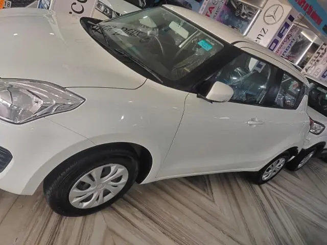 Maruti Suzuki Swift VXi BS6 2021