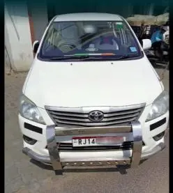 Toyota Innova 2.5 GX 7 STR BS IV 2015