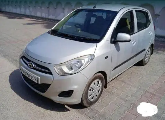 Hyundai i10 Magna 1.2 AT 2012
