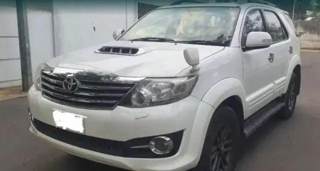 Toyota Fortuner 2.8 4x2 MT 2013