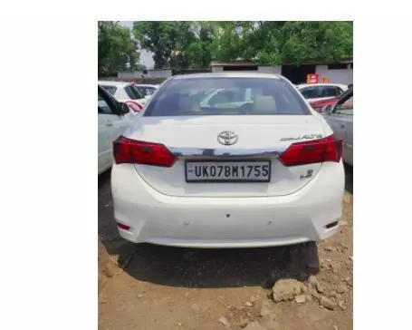 Toyota Corolla Altis D-4D J 2015