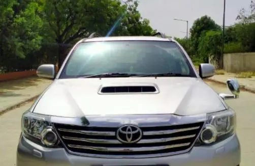 Toyota Fortuner 3.0 4X2 AT 2012